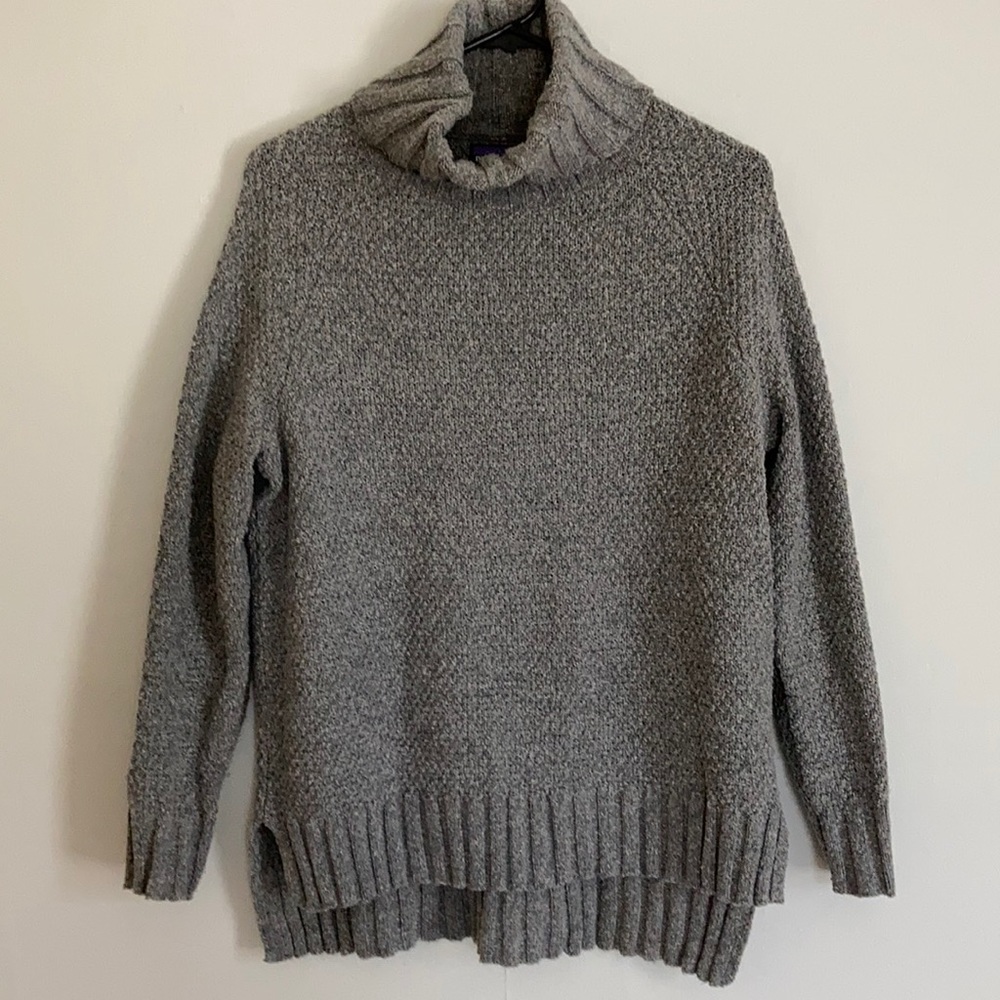 Patagonia oversized turtleneck sweater